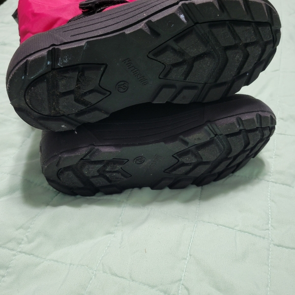 Northside Insulated Snow Boot Kids 12 - Picture 11 of 15